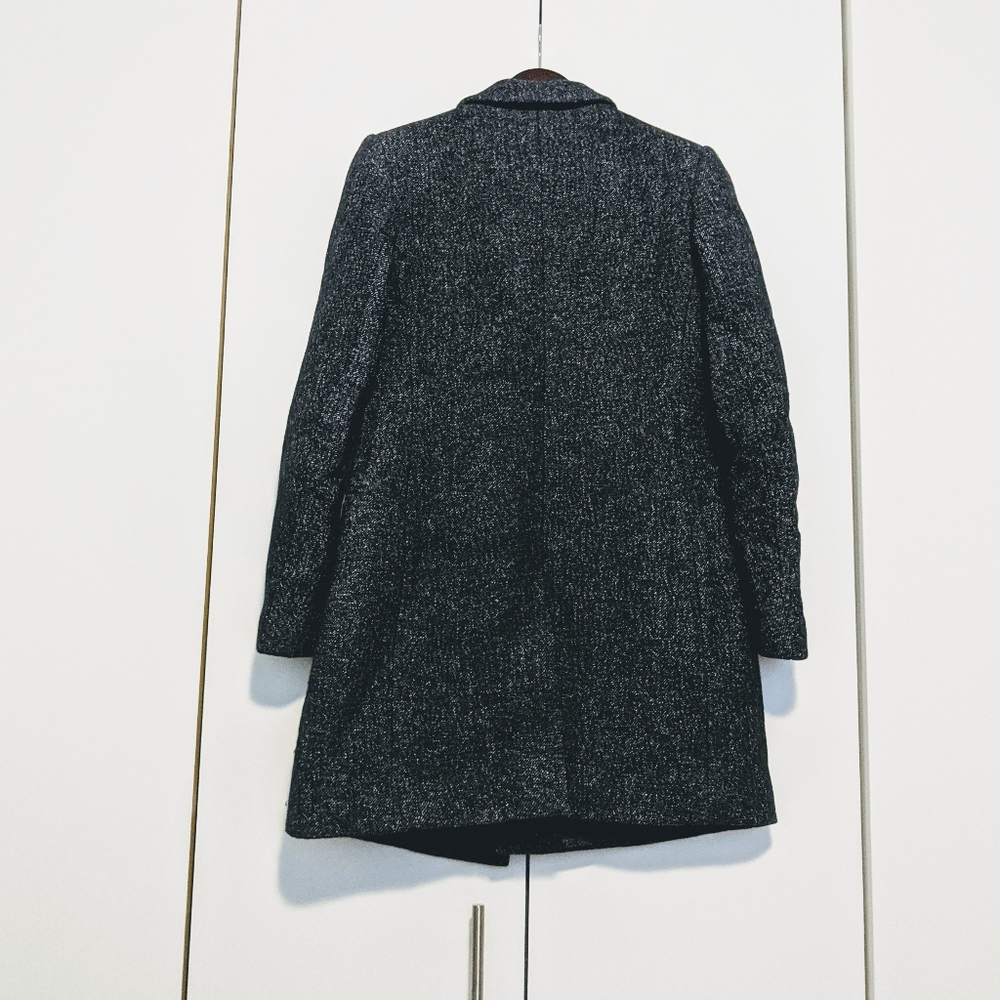Sold - Club monaco dark gray wool coat - Picture 4 of 7